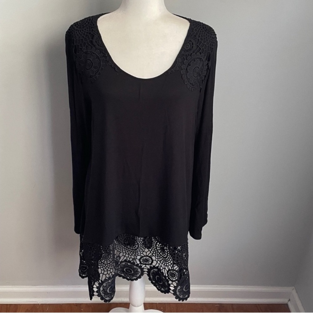 Catherines Black Long Sleeve Tunic Dress with Lace Detail Size 14/16W